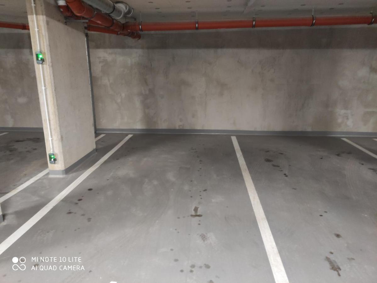 Apartament Pileckiego Nowy Dwor Mazowiecki Modlin Airport Buitenkant foto
